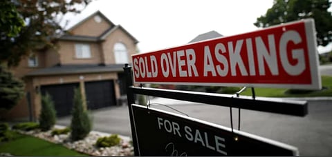 Housing prices trending higher in Toronto, Vancouver