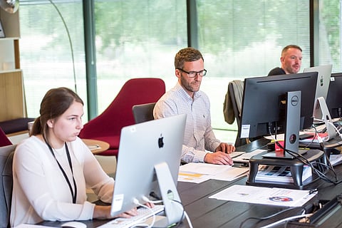 Most Canadian government employees continuing to do remote work