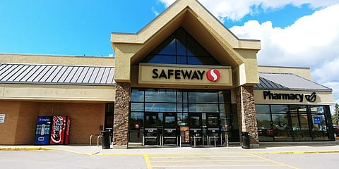 Sask. Safeway staffer fired for $1.80 bun theft gets job back