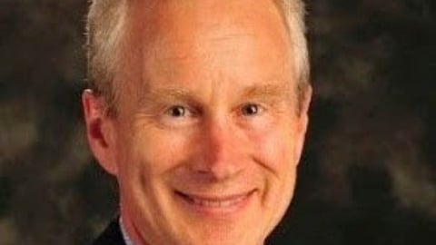 WATCH: Peter McCullough says unvaccinated people are intelligent for refusing vaccines