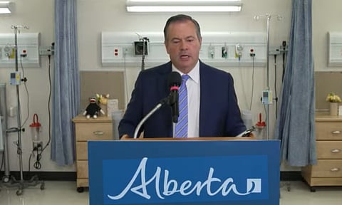 Alberta signs deal with the Philippines to recruit nurses