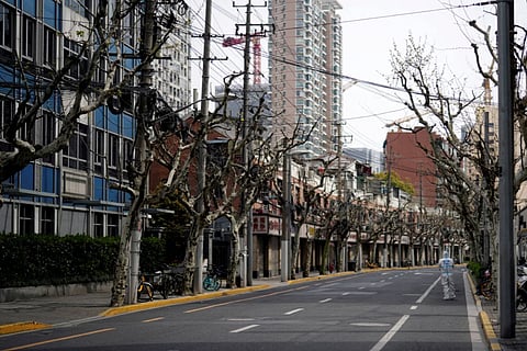 ‘Zero COVID’ strategy leads to desperation and food shortages in Shanghai