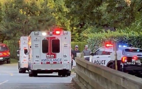 Two dead, seven hospitalized by collision at West Vancouver wedding