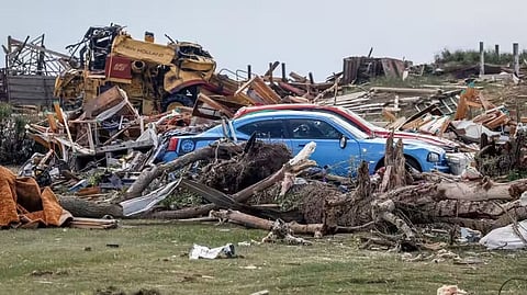 Tornado destroys 14 homes in central Alberta