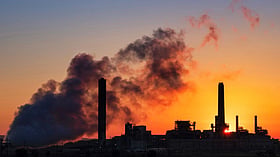 Alberta says oilsands emissions intensity down 28% as production climbs

