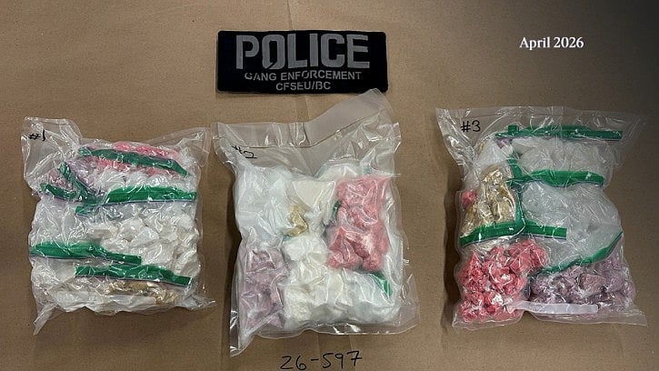 Surrey traffic stop leads to major fentanyl, cocaine and meth seizure ...