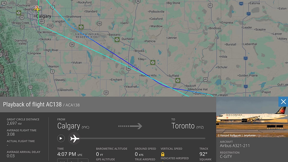 Air Canada flight to Toronto declares emergency, returns to Calgary